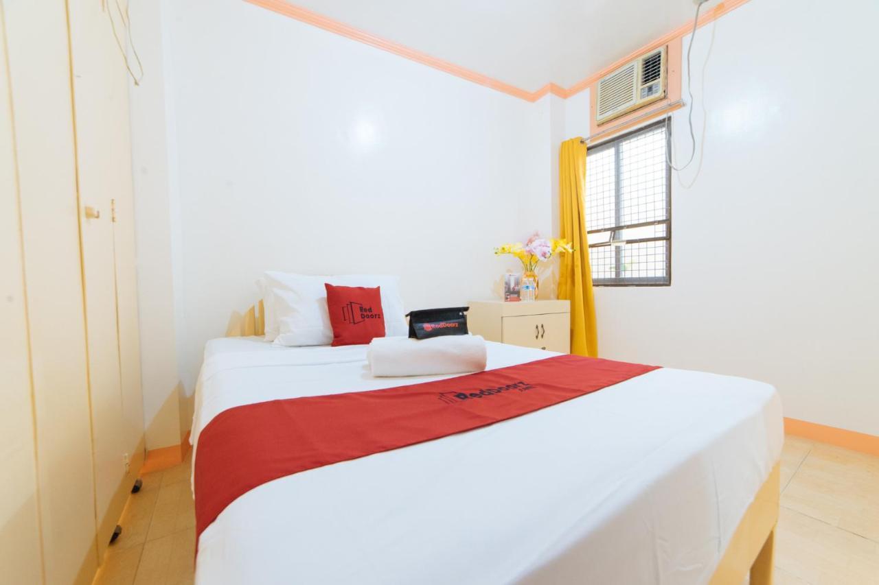 Hotel Reddoorz @ Q Abeto Street Mandurriao Iloílo Exterior foto